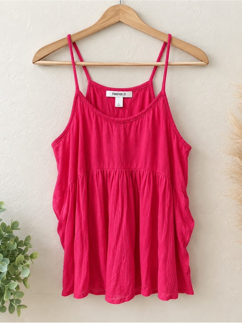 Forever 21 Vibrant Pink Camisole L